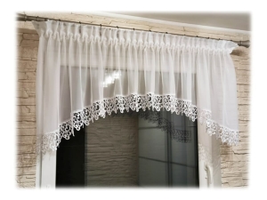 Firana  z gipiurą szer. 5- 8 wysokość  do 90 cm 
