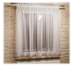 Firana z gipiurą szer. 10-15 cm wysokość od 95 cm do 140 cm  