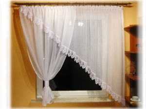 Firana z gipiurą i lamówką 2 w 1 zosia 300x150